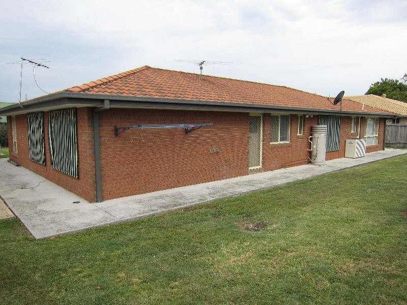 9 Pioneer Drive, Raceview QLD 4305