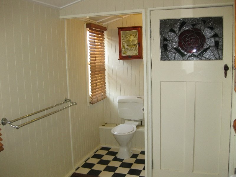 21 Alice Street, Silkstone QLD 4304