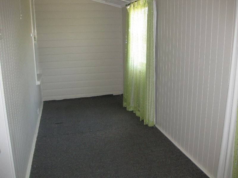 21 Alice Street, Silkstone QLD 4304