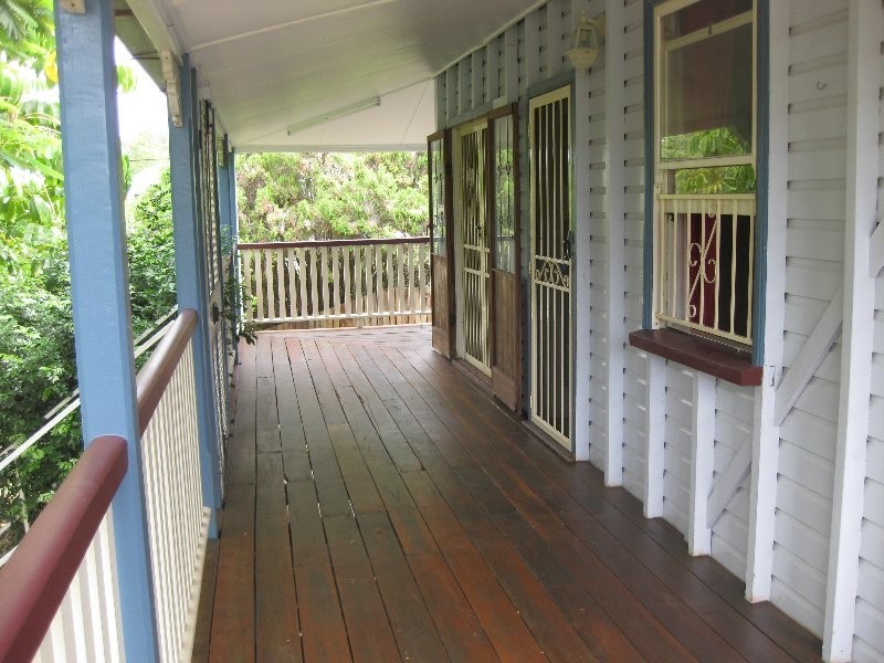 21 Alice Street, Silkstone QLD 4304