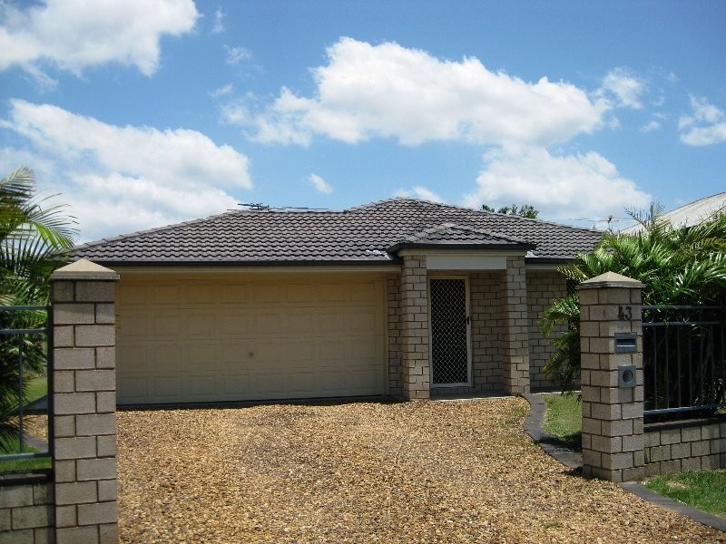 43 Railway Street, Booval QLD 4304
