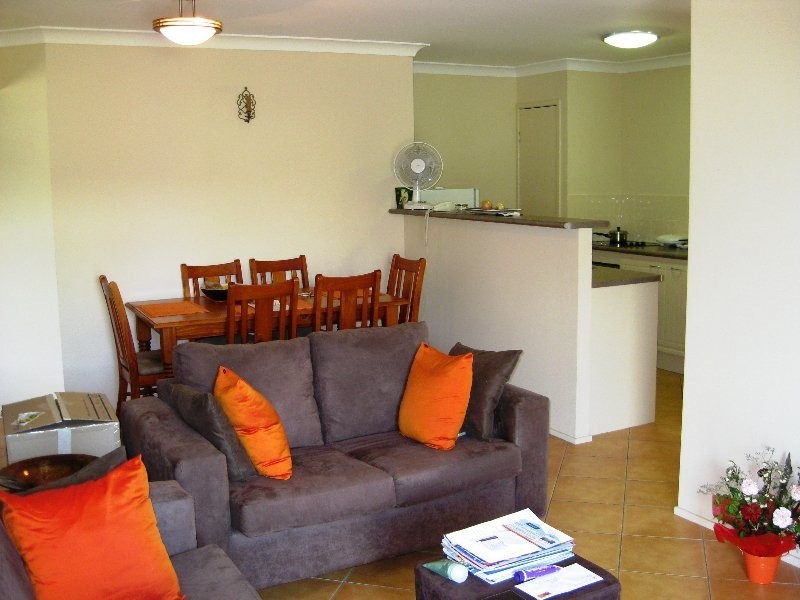 43 Railway Street, Booval QLD 4304