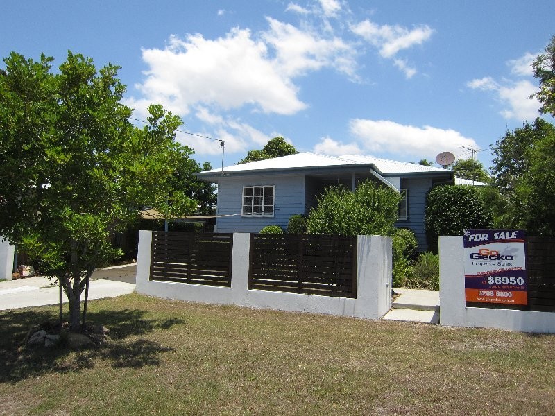 7 Stuart Street, Eastern Heights QLD 4305