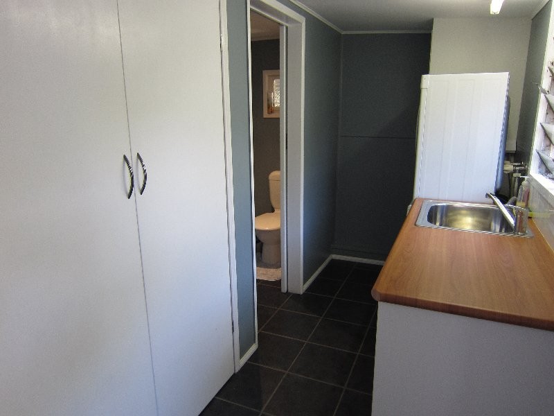 7 Stuart Street, Eastern Heights QLD 4305