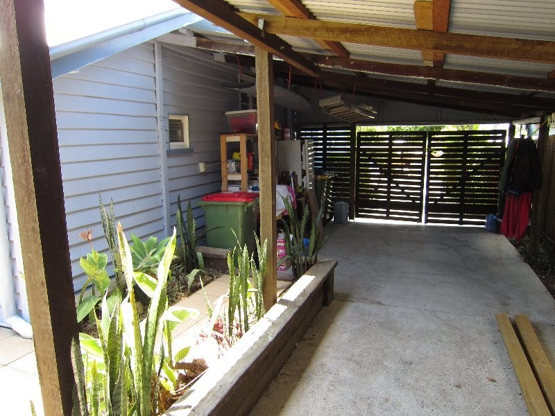 7 Stuart Street, Eastern Heights QLD 4305