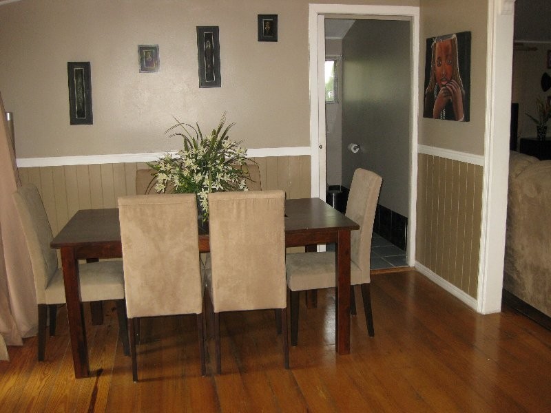 15 Vineyard Street, One Mile QLD 4305