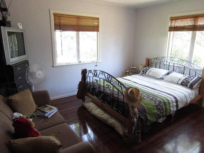 72 Wildey Street, Raceview QLD 4305