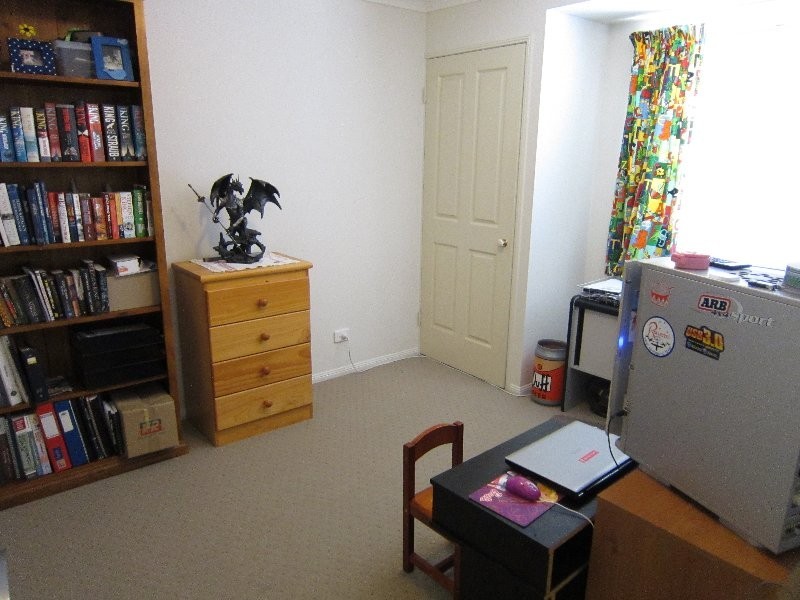 3 Pinola Court, Flinders View QLD 4305