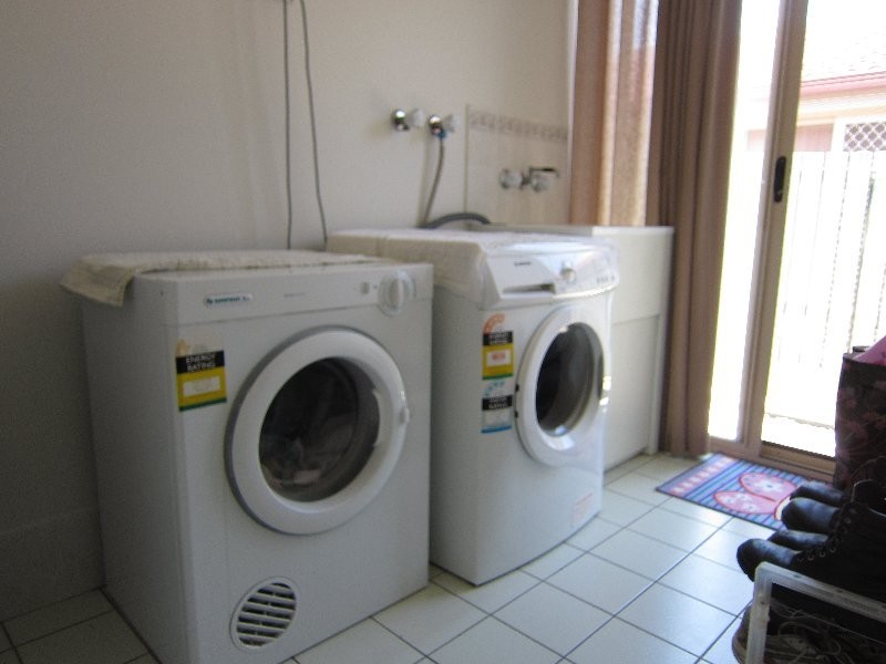 3 Pinola Court, Flinders View QLD 4305