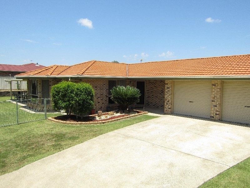 3 Pinola Court, Flinders View QLD 4305