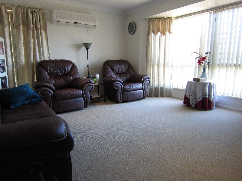 51 Lakeview Drive, Deebing Heights QLD 4306