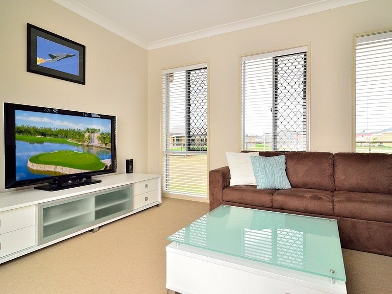 30 Goolman Place, Peak Crossing QLD 4306