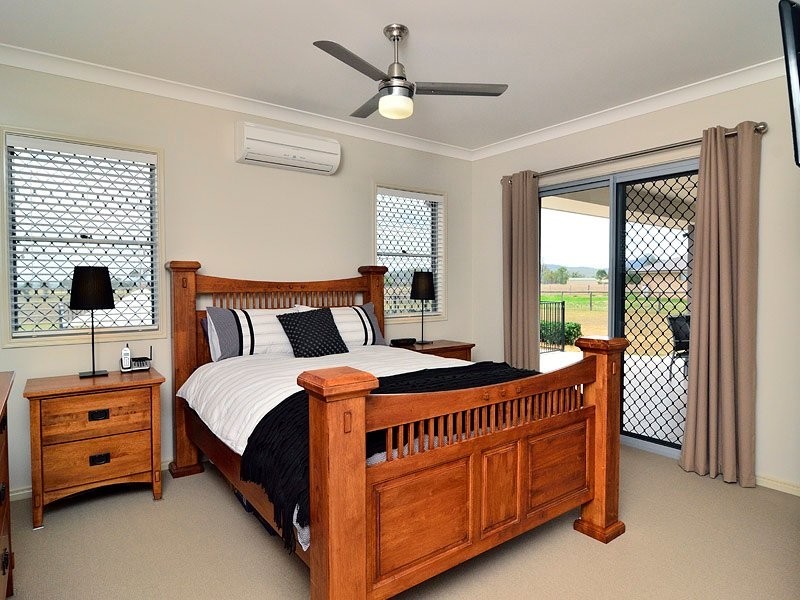 30 Goolman Place, Peak Crossing QLD 4306