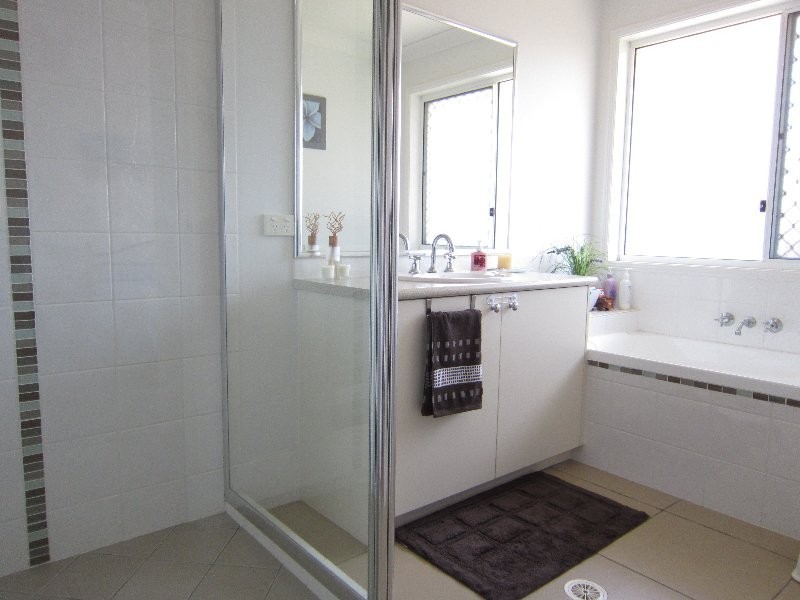 4 Ben Court, Yamanto QLD 4305