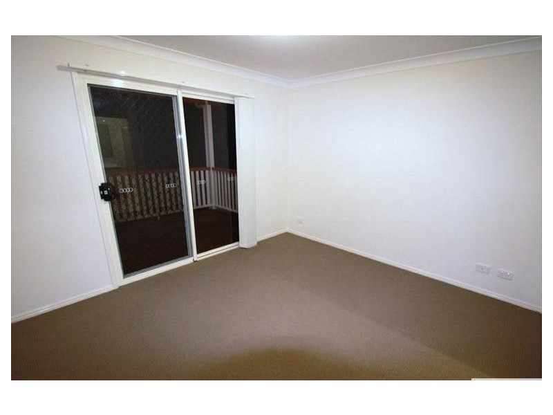10 Chalmers Place, North Ipswich QLD 4305