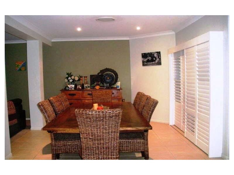 95 President Circle, Karalee QLD 4306