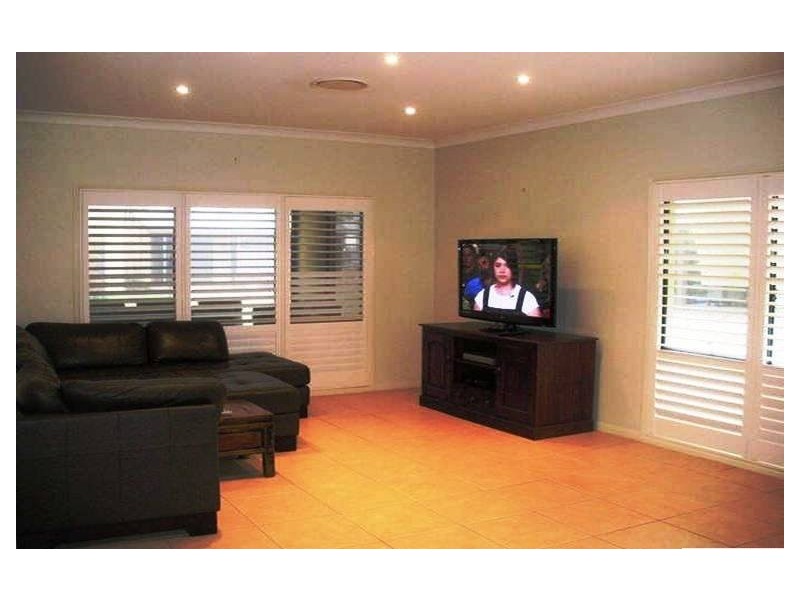 95 President Circle, Karalee QLD 4306