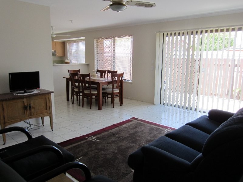 9 Warner Street, Raceview QLD 4305