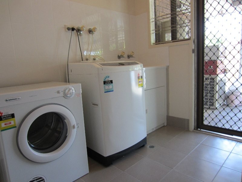 9 Warner Street, Raceview QLD 4305