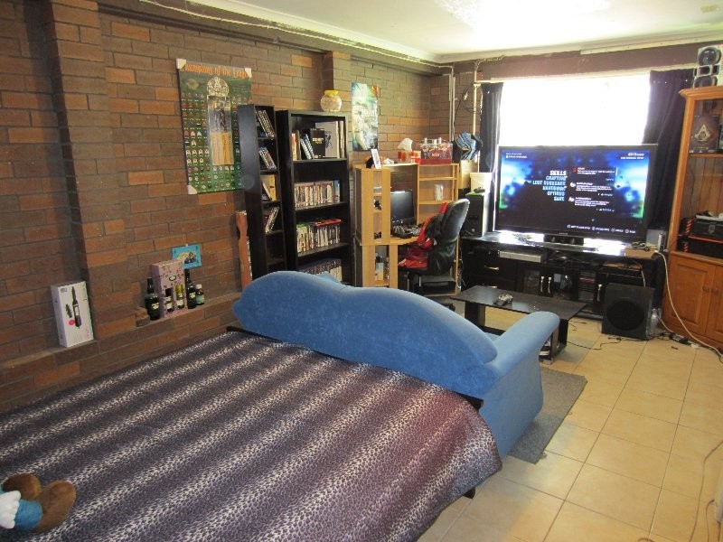 9 Warner Street, Raceview QLD 4305