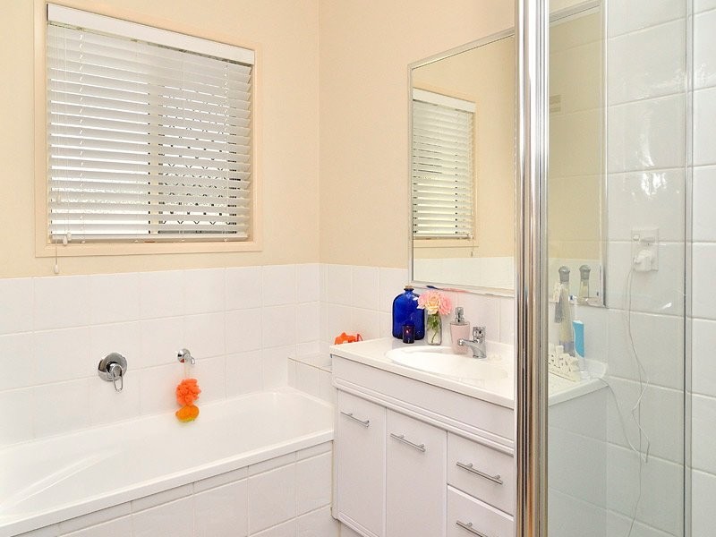 37 Glencoe Place, Thagoona QLD 4306