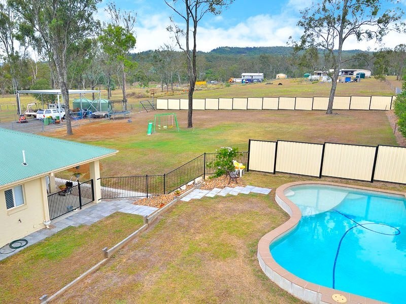 37 Glencoe Place, Thagoona QLD 4306