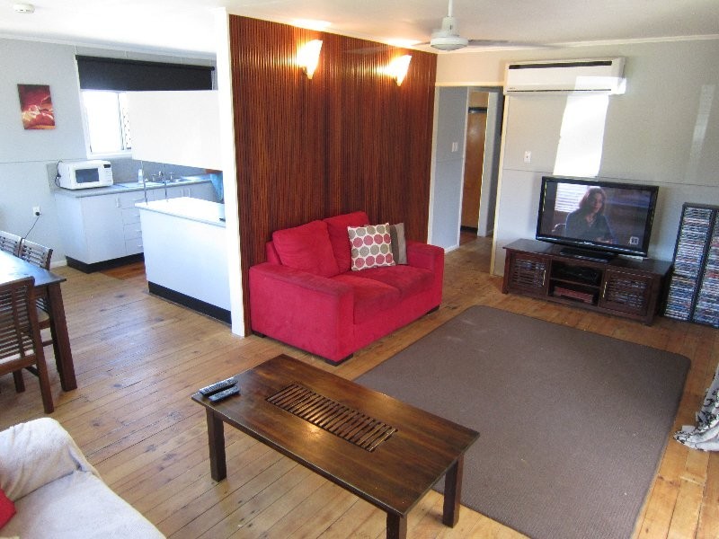 12 Winston Street, Yamanto QLD 4305