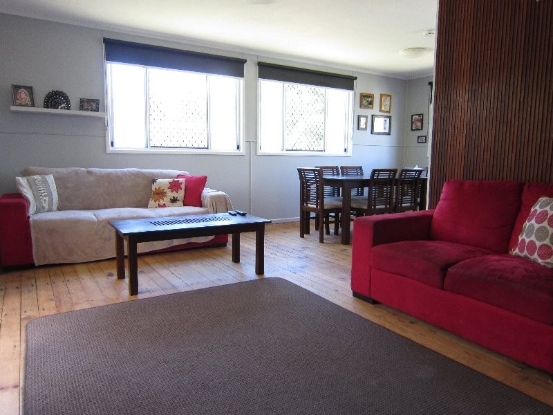 12 Winston Street, Yamanto QLD 4305