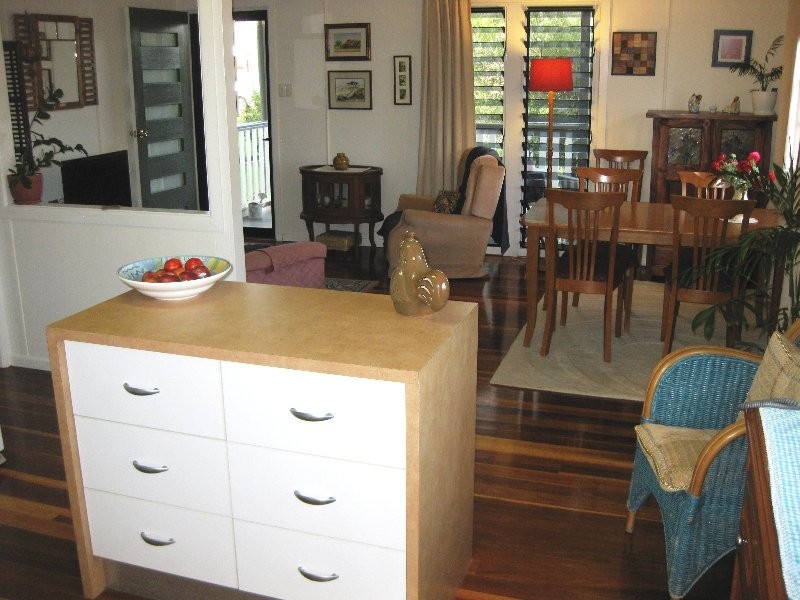 7 Vivian Street, Eastern Heights QLD 4305