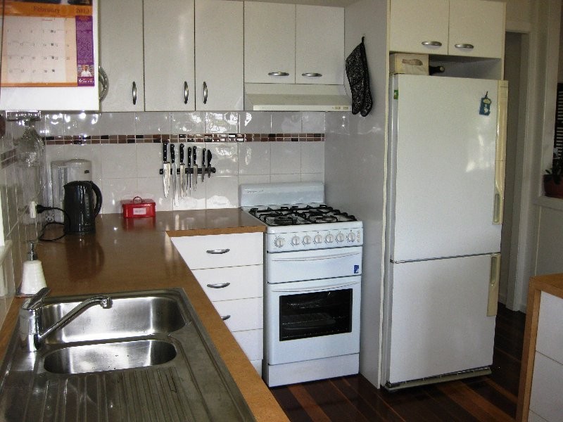 7 Vivian Street, Eastern Heights QLD 4305