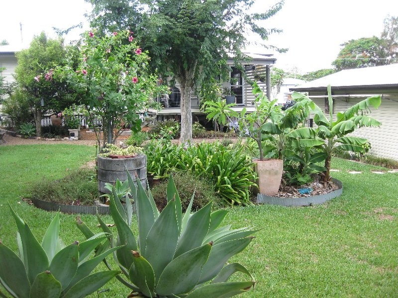 7 Vivian Street, Eastern Heights QLD 4305