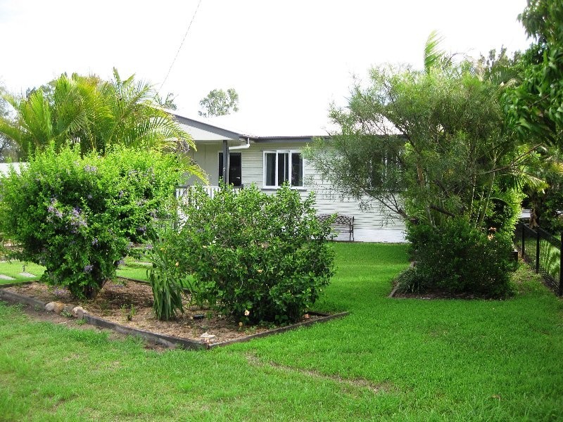 7 Vivian Street, Eastern Heights QLD 4305