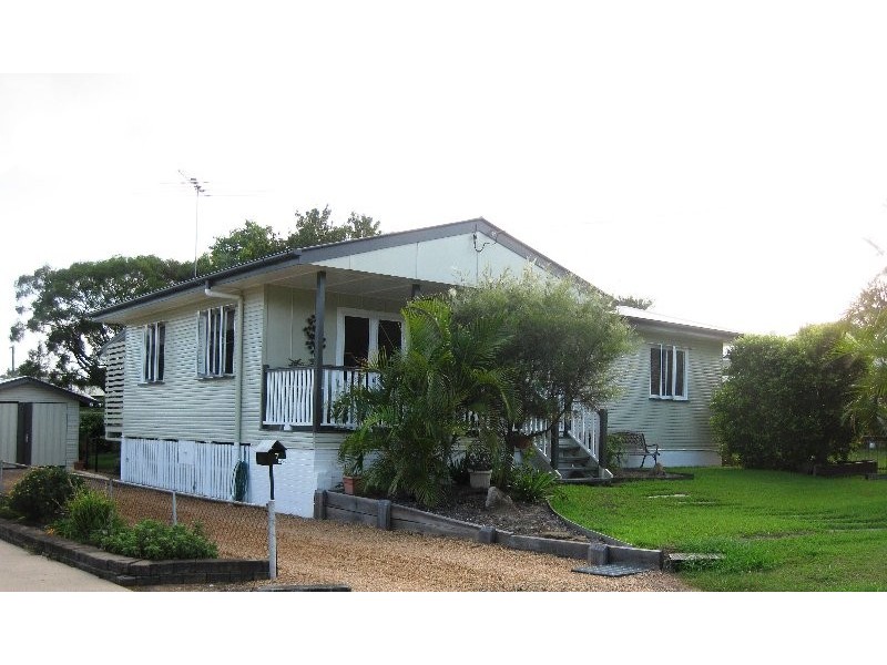 7 Vivian Street, Eastern Heights QLD 4305