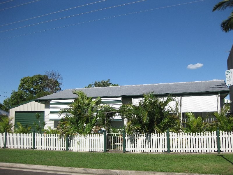 34 Teape Street, Silkstone QLD 4304