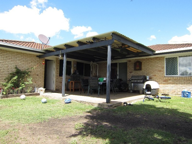 31 Toft Drive, Raceview QLD 4305