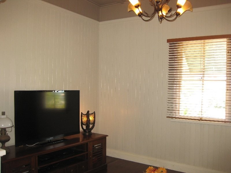 43 Pine Mountain Road, North Ipswich QLD 4305