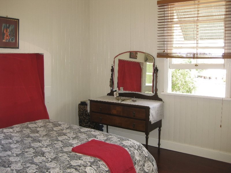 43 Pine Mountain Road, North Ipswich QLD 4305