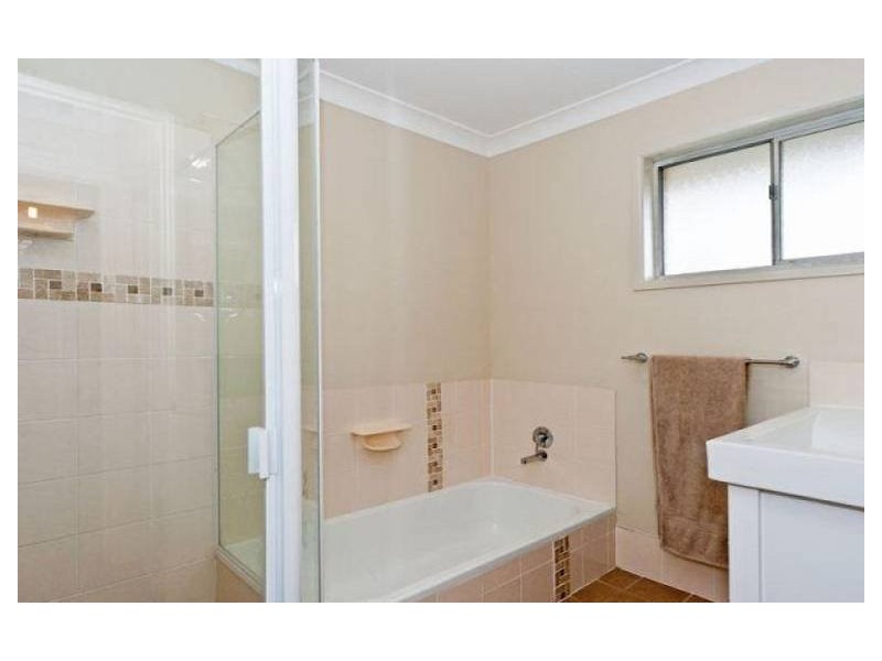 5 Glode Avenue, Churchill QLD 4305