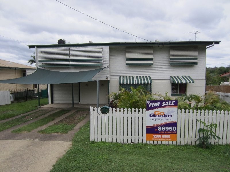 9 Hutchins Street, Tivoli QLD 4305