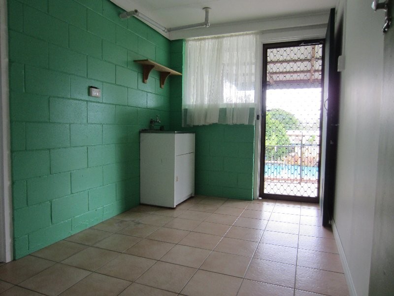 9 Hutchins Street, Tivoli QLD 4305