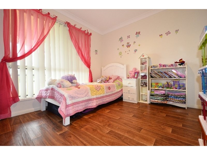 185 Edwards Street, Flinders View QLD 4305