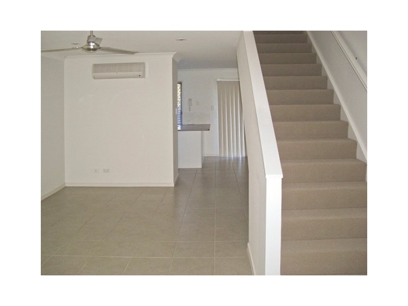 27/15 Workshops Street, Brassall QLD 4305