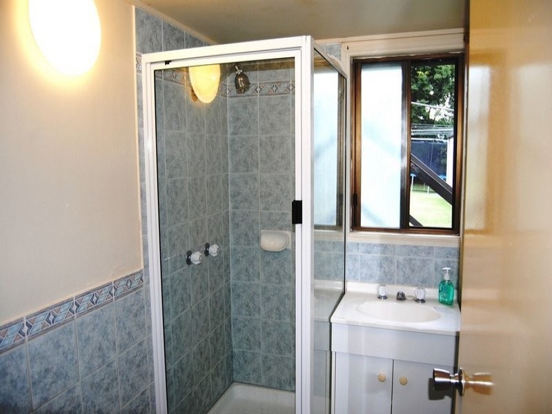 28 Greenham Street, Raceview QLD 4305