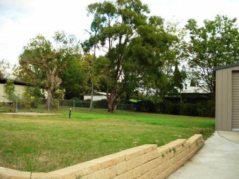 28 Greenham Street, Raceview QLD 4305