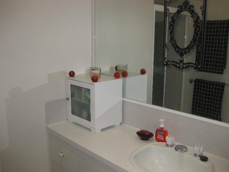 1/5 Vi Court, Brassall QLD 4305