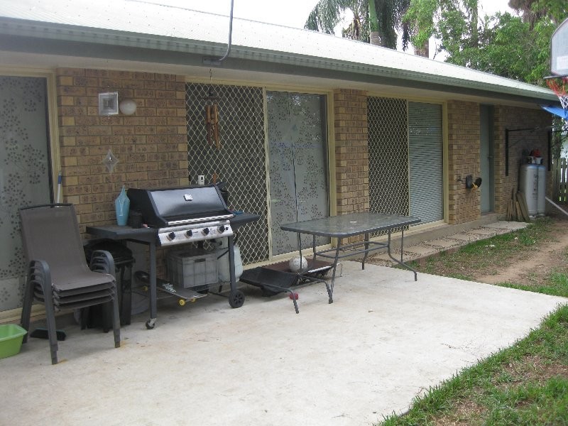 1/5 Vi Court, Brassall QLD 4305