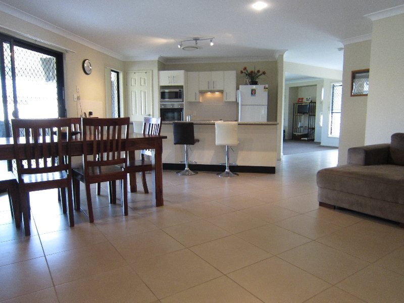 30 Piccadilly Court, Deebing Heights QLD 4306