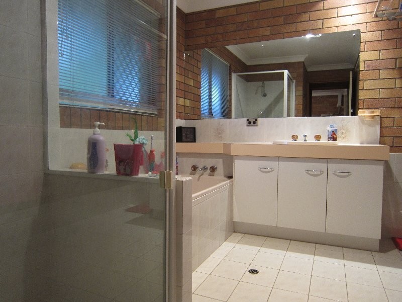 38 Deebing Creek Road, Yamanto QLD 4305