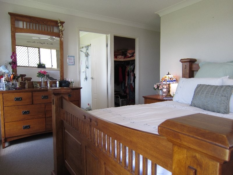 224 Edwards Street, Raceview QLD 4305