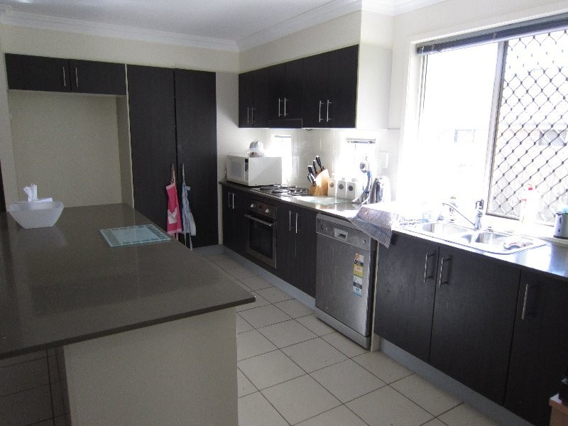 9 Piccadilly Court, Deebing Heights QLD 4306